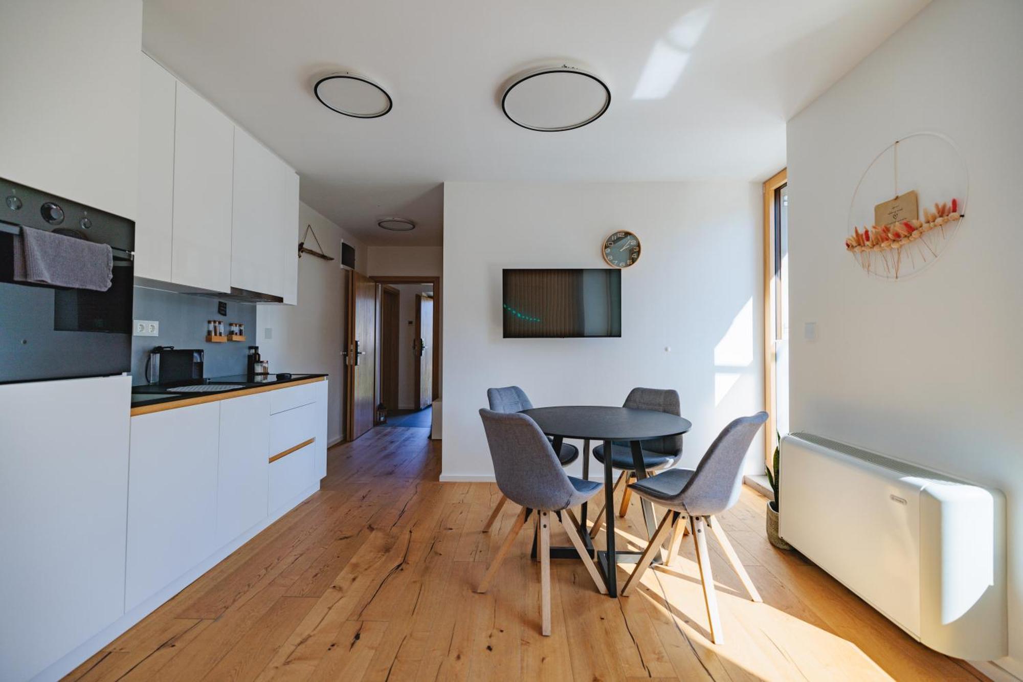 Emerald Valley Apartments Bovec Exterior photo